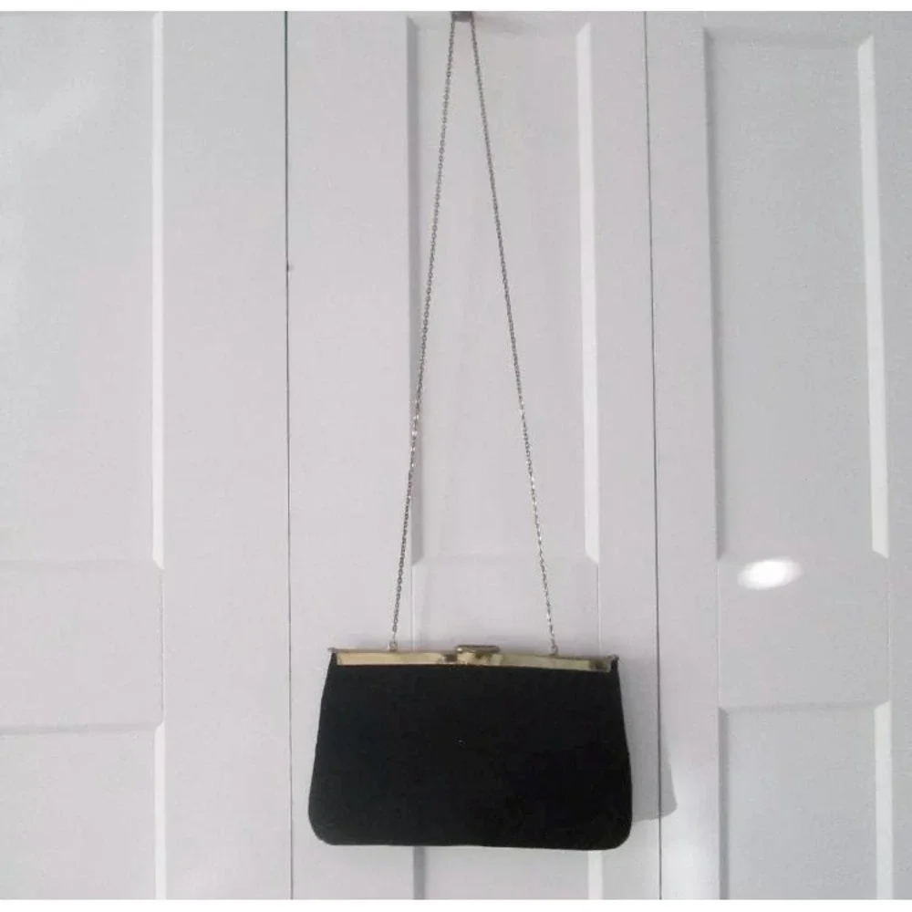 Etra Vintage Clutch Shoulder Purse Black Envelope Velvet Velour‎ Soft Gold